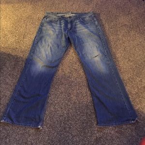 Men’s Lucky Brand Distressed Jeans